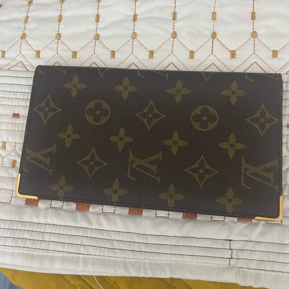 Louis Vuitton Checkbook Wallet - Picture 5 of 5